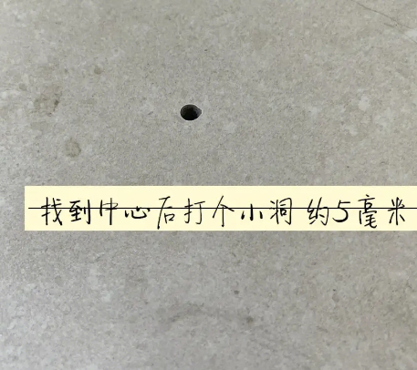 淮阳瓷砖空鼓维修公司专业解答在瓷砖铺贴过程中，如果砂料搅拌不均匀，将会带来以下问题